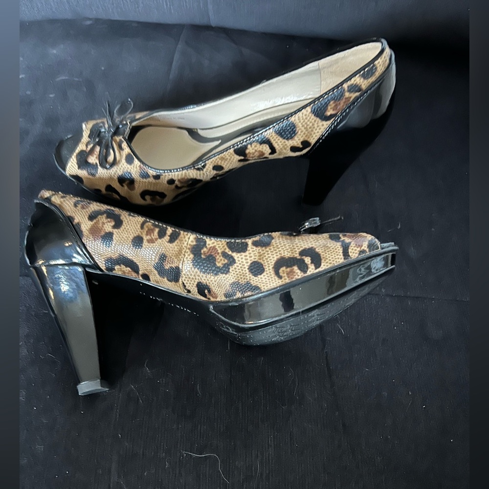 Leopard & Black Patent Heels Size 9.5